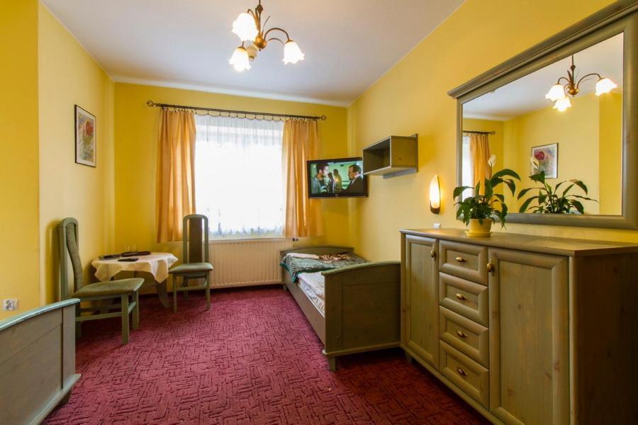 Pensjonat Pod Giewontem Zakopane Oda fotoğraf